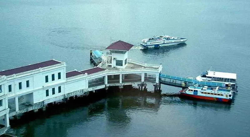 Berjaya Waterfront Hotel, Johor Bahru Hotel